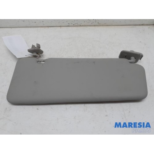 Renault - Clio - Sun visor