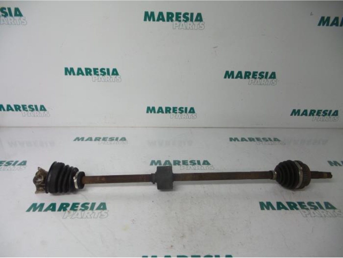 Lancia - Delta - Front drive shaft, right
