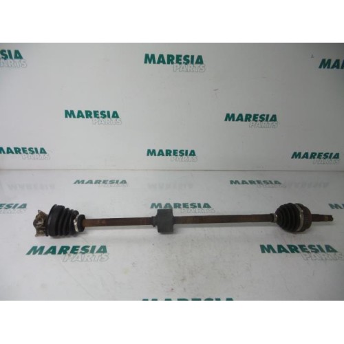 Lancia - Delta - Front drive shaft, right
