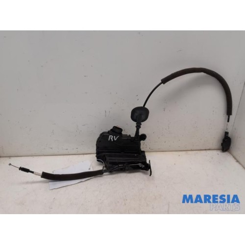 Renault - Clio - Front door lock mechanism 4-door, right