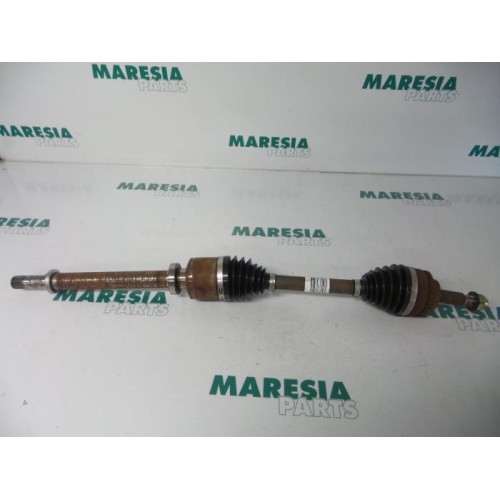 Renault - Kangoo - Front drive shaft, right