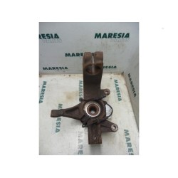 Renault - Megane - Fusee links-voor