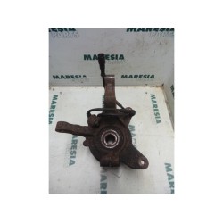 Renault - Megane - Fusee links-voor