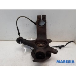 Peugeot - 107 - Fusee links-voor