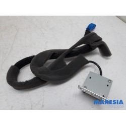 Renault - Clio - GPS Antenne