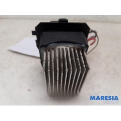 Renault - Clio - Heater resistor