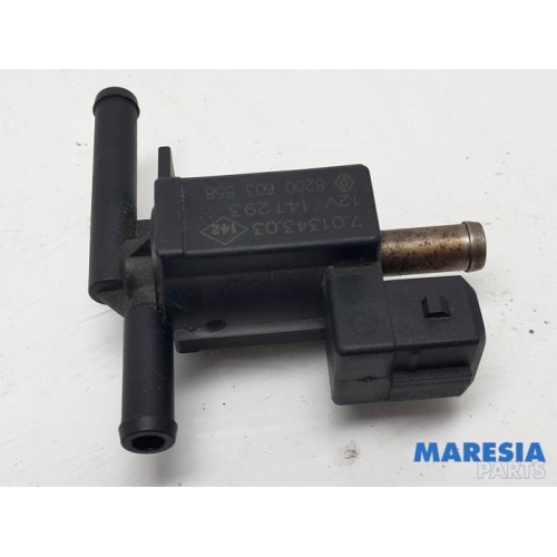 Renault - Clio - Turbo pressure regulator