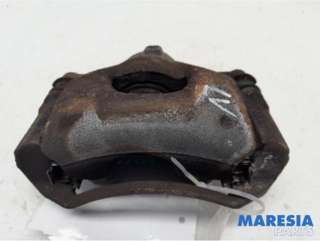 Peugeot - 107 - Front brake calliper, left