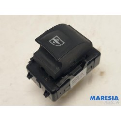 Renault - Clio - Electric window switch