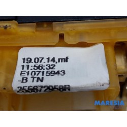 Renault - Clio - Wiper switch