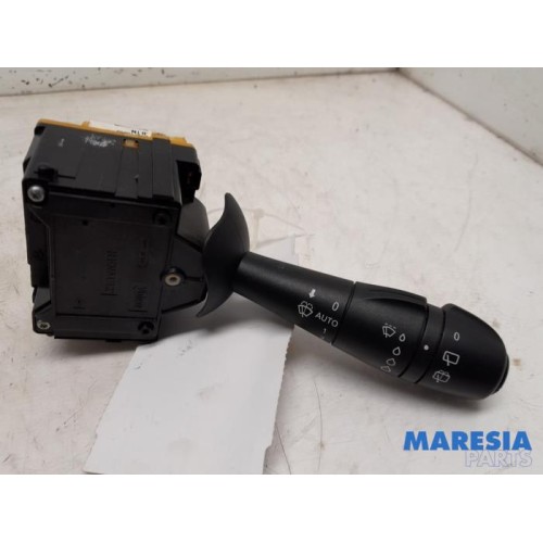Renault - Clio - Wiper switch