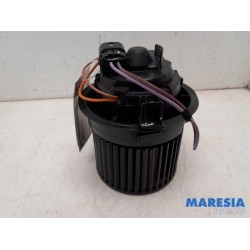 Renault - Clio - Heating and ventilation fan motor
