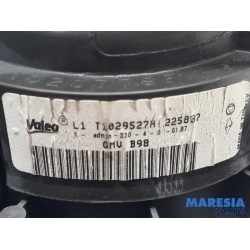 Renault - Clio - Heating and ventilation fan motor