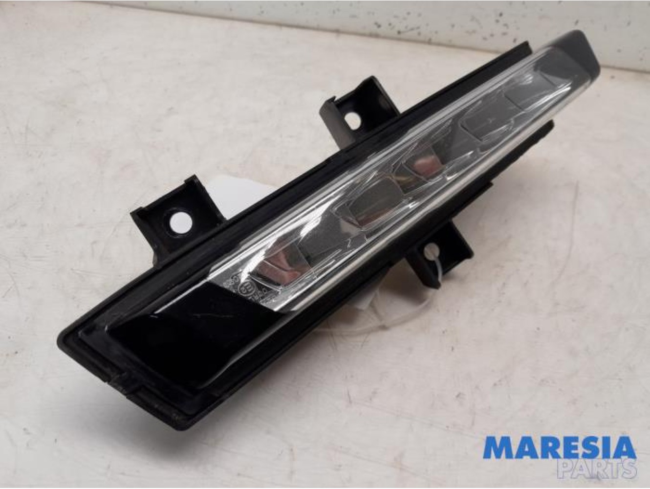 Renault - Clio - Daytime running light, left