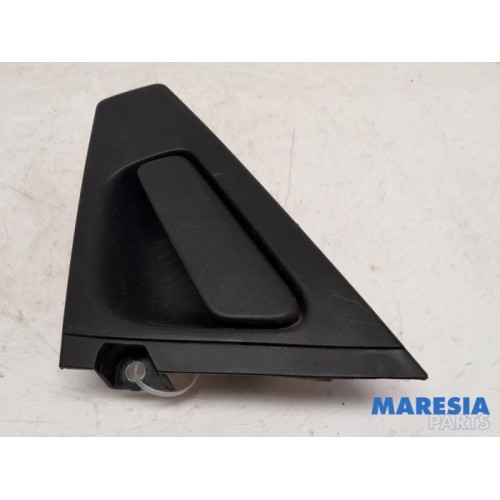 Renault - Clio - Rear door handle 4-door, right