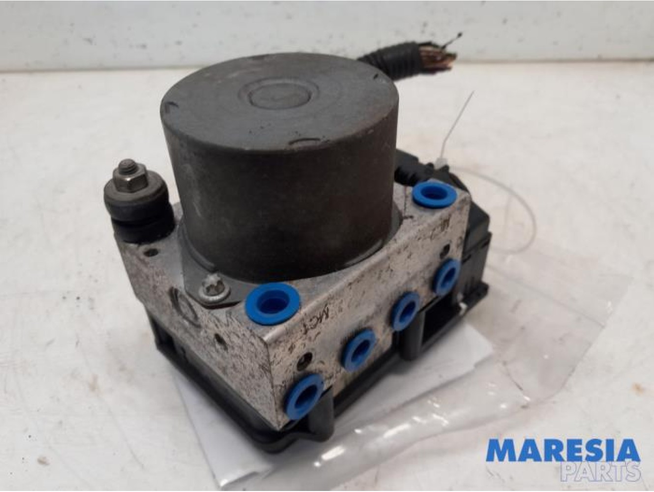 Peugeot - 107 - ABS pump