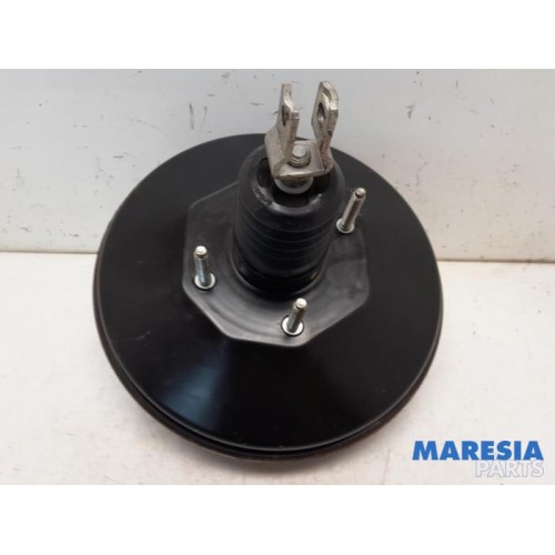 Peugeot - 107 - Brake servo