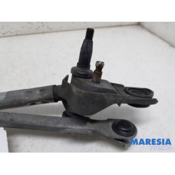 Peugeot - 107 - Wiper mechanism
