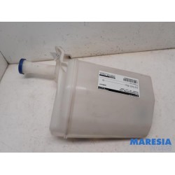 Peugeot - 107 - Front windscreen washer reservoir