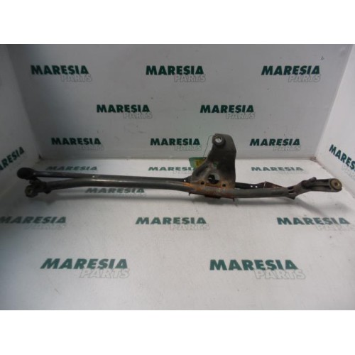 Alfa Romeo - 156 - Wiper mechanism