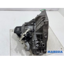Renault - Clio - Gearbox