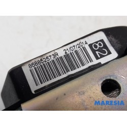 Renault - Clio - Front seatbelt, left