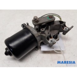 Renault - Clio - Front wiper motor