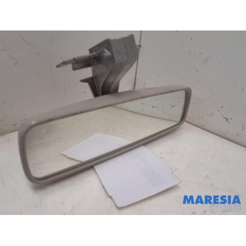 Renault - Clio - Rear view mirror