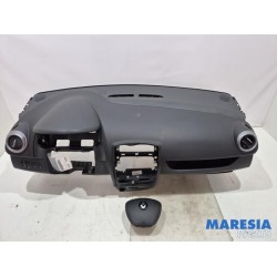 Renault - Clio - Airbag set + dashboard