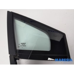 Renault - Clio - Quarter light, front right
