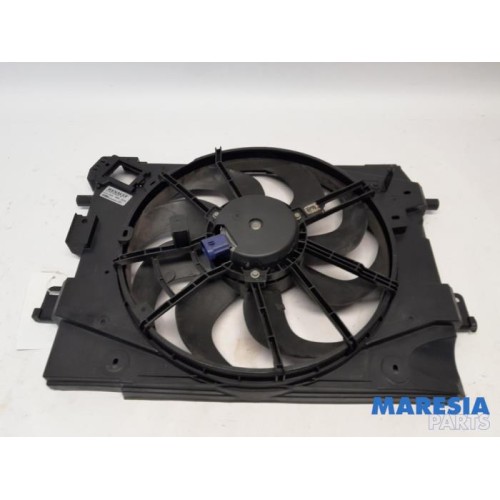 Renault - Clio - Fan motor