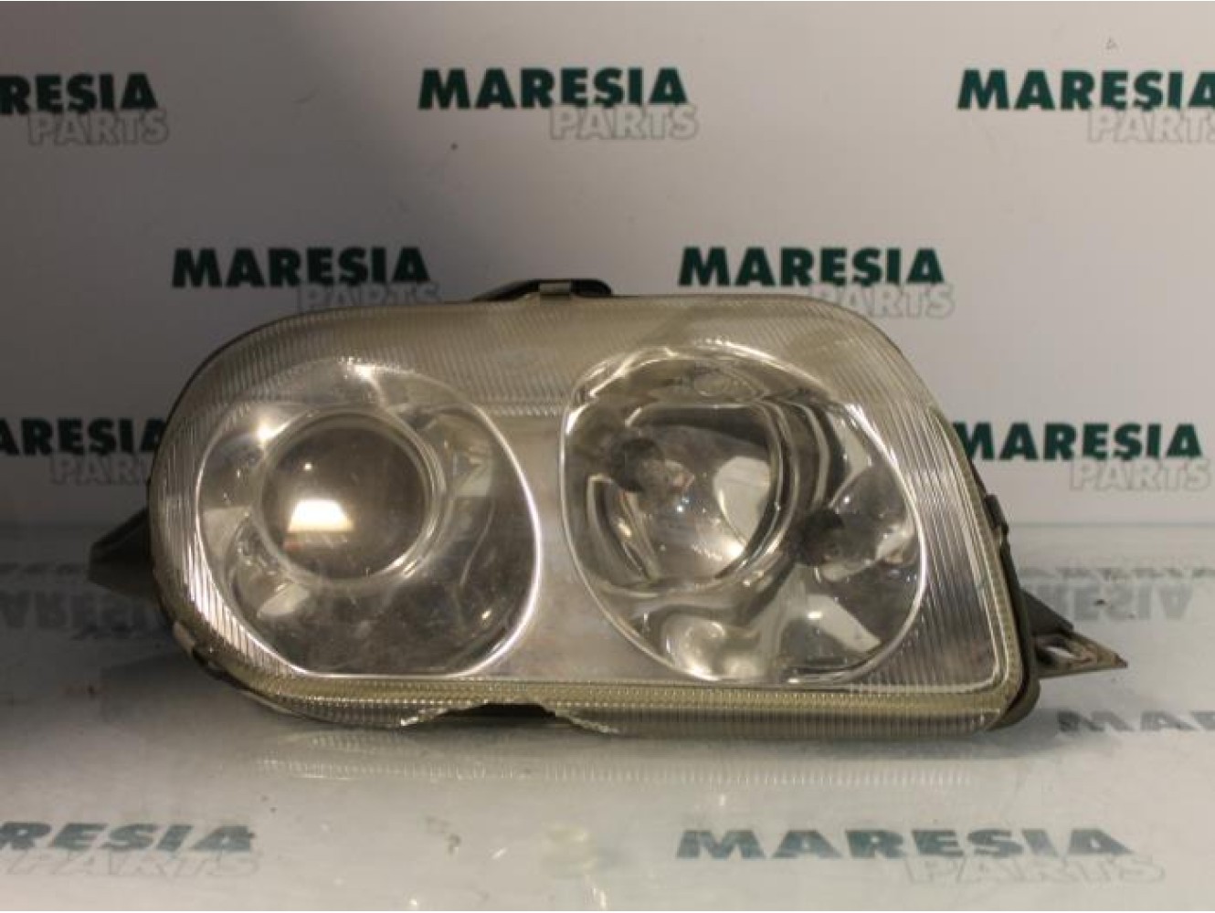 Alfa Romeo - Spider - Scheinwerfer rechts