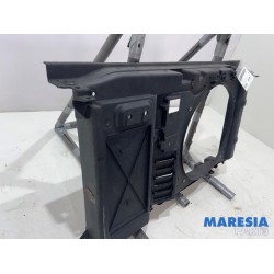 Peugeot - 3008 - Vorderwand