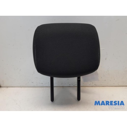 Renault - Megane - Headrest