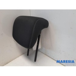 Renault - Megane - Headrest