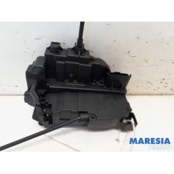 Renault - Megane - Rear door mechanism 4-door, right