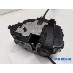 Renault - Megane - Rear door mechanism 4-door, right