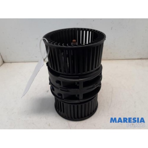 Renault - Megane - Heating and ventilation fan motor