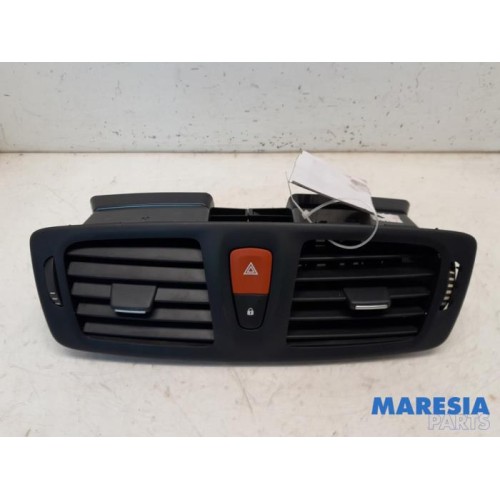 Renault - Megane - Luchtrooster Dashboard