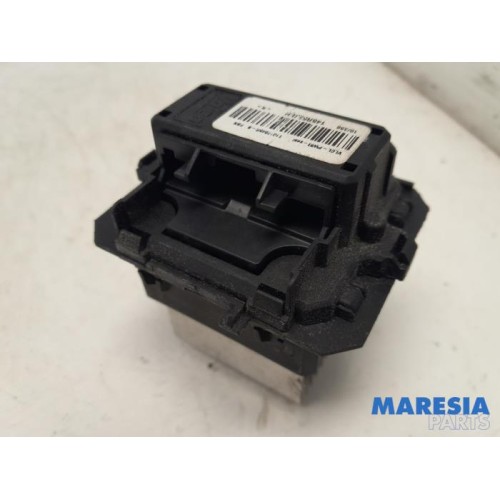 Renault - Megane - Heater resistor