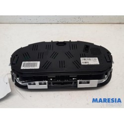 Renault - Megane - Instrumentenbrett