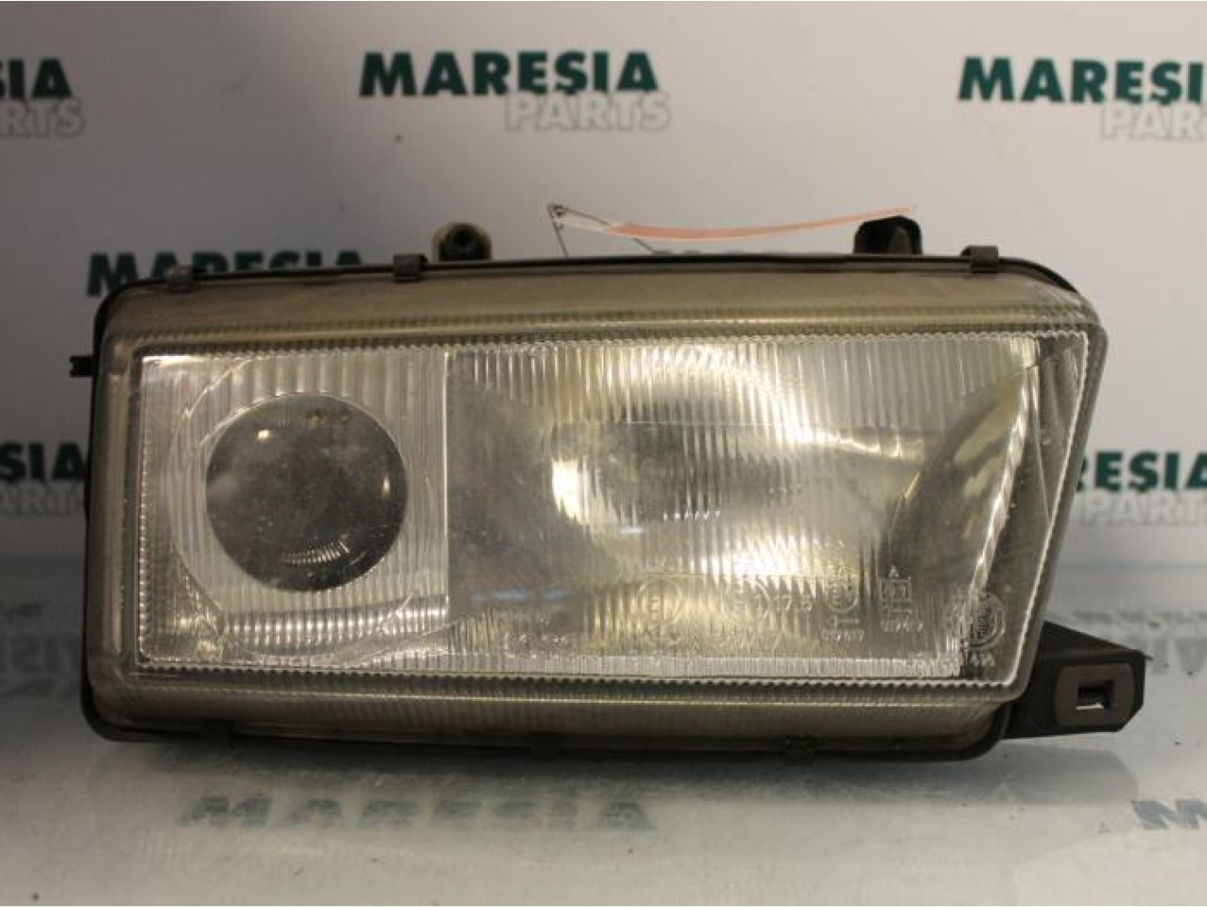 Alfa Romeo - 155 - Phare droit