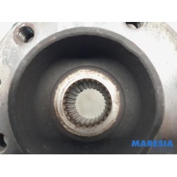 Renault - Megane - Knuckle, front right