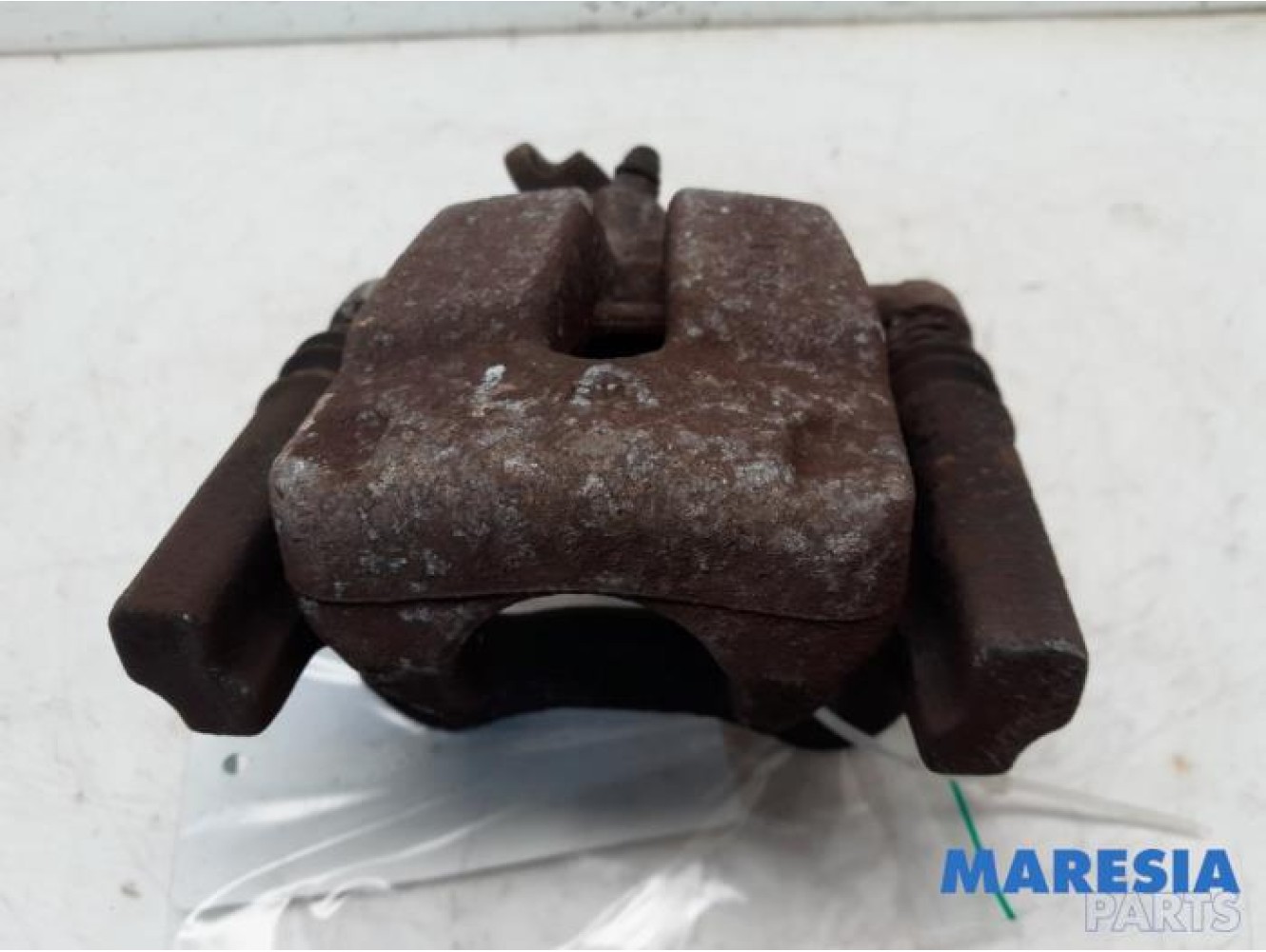 Renault - Megane - Rear brake calliper, left