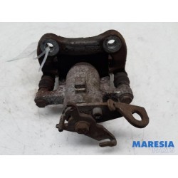 Renault - Megane - Rear brake calliper, right