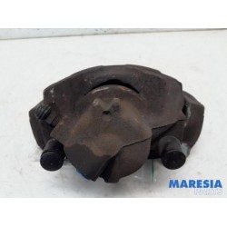 Renault - Megane - Front brake calliper, left