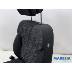 Peugeot - 3008 - Sitz links