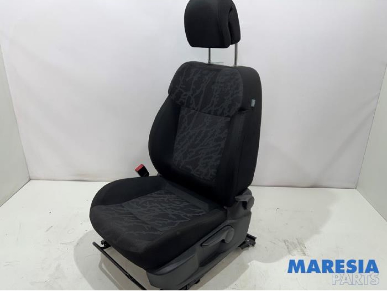 Peugeot - 3008 - Sitz links
