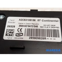 Renault - Grand Scenic - Kaartlezer (slot)