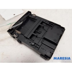 Renault - Grand Scenic - Kaartlezer (slot)